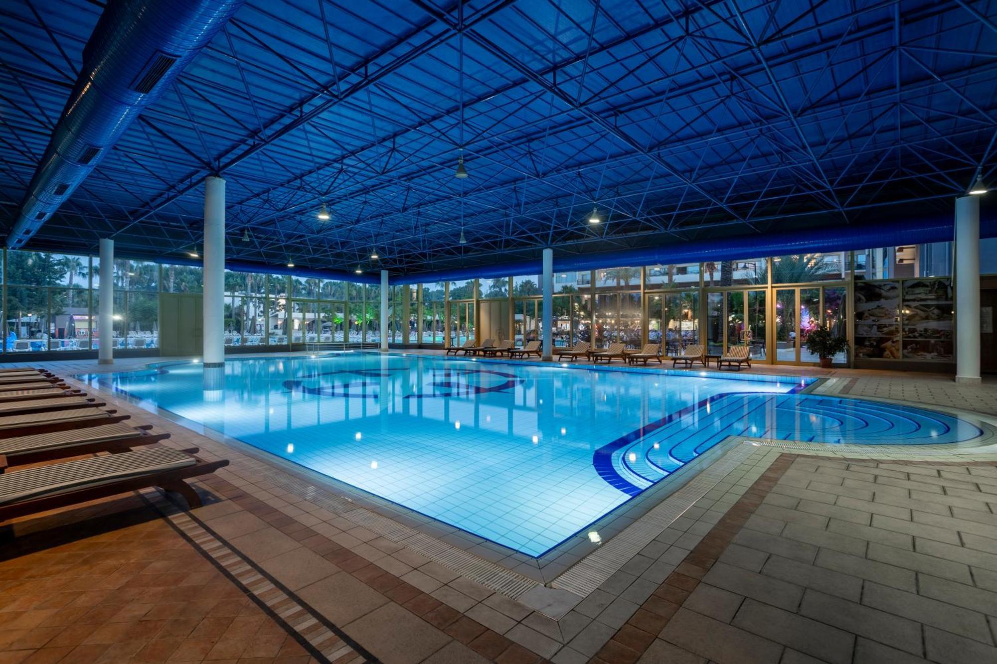 Simena Comfort Hotel Кемер Екстериор снимка