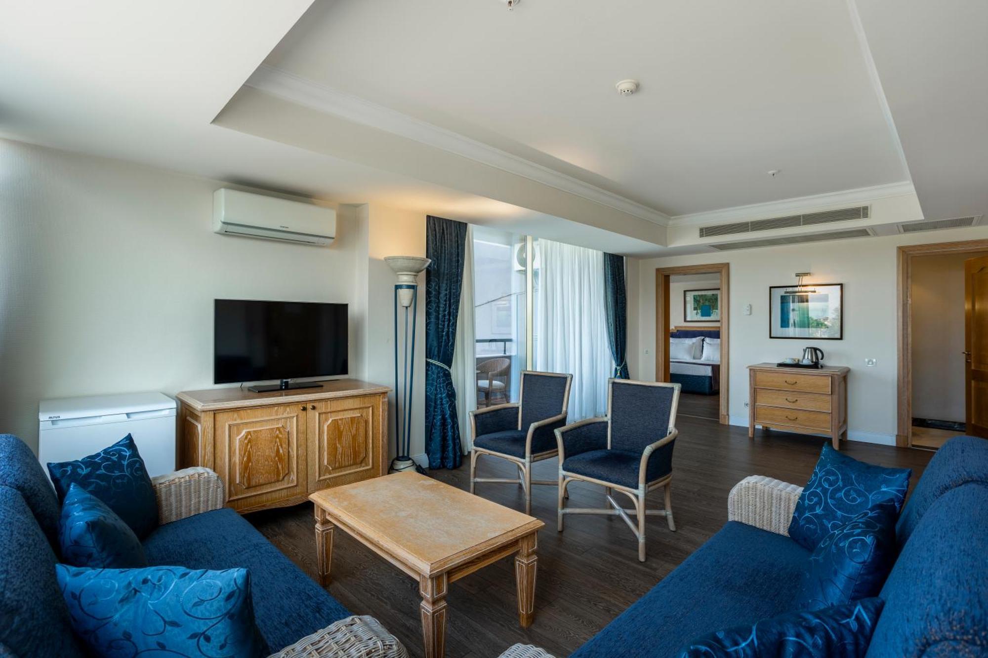 Simena Comfort Hotel Кемер Екстериор снимка