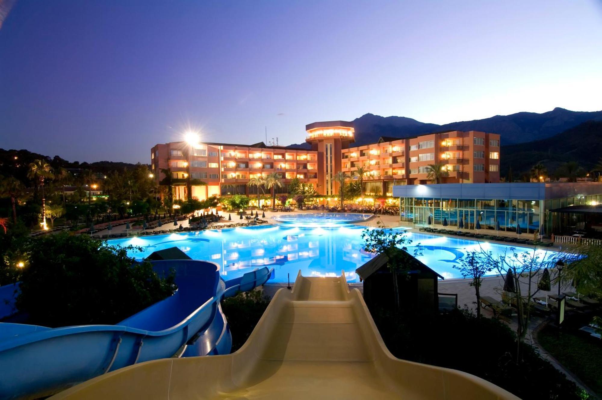 Simena Comfort Hotel Кемер Екстериор снимка