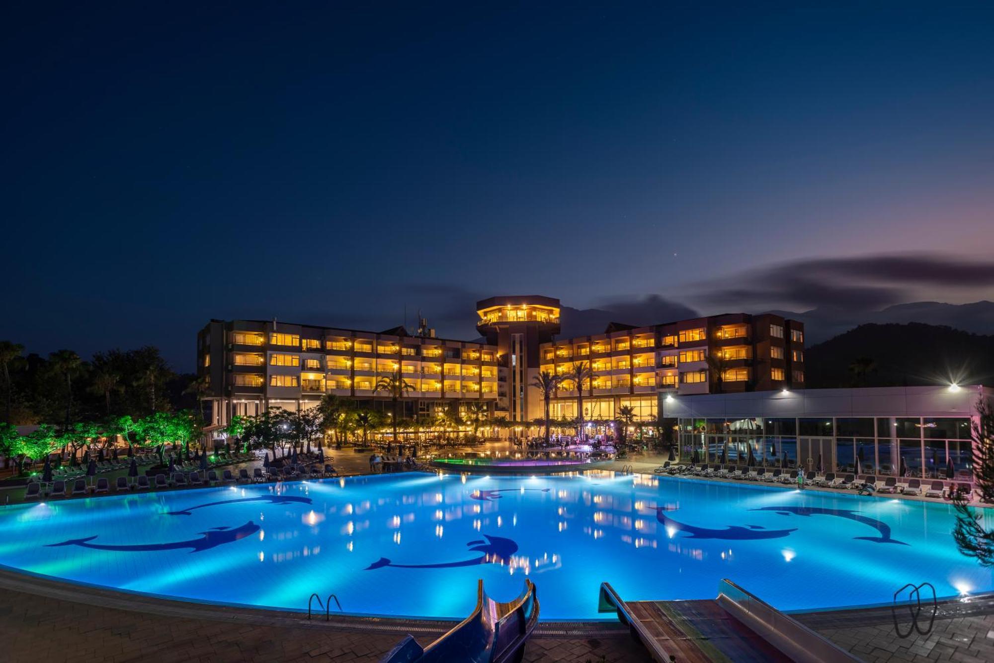 Simena Comfort Hotel Кемер Екстериор снимка