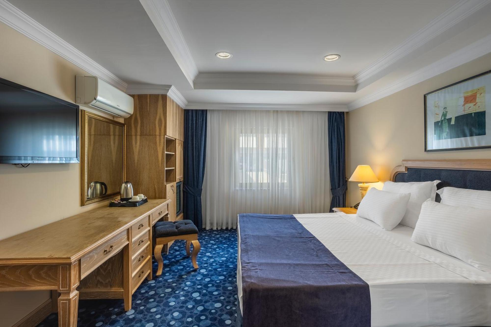 Simena Comfort Hotel Кемер Екстериор снимка