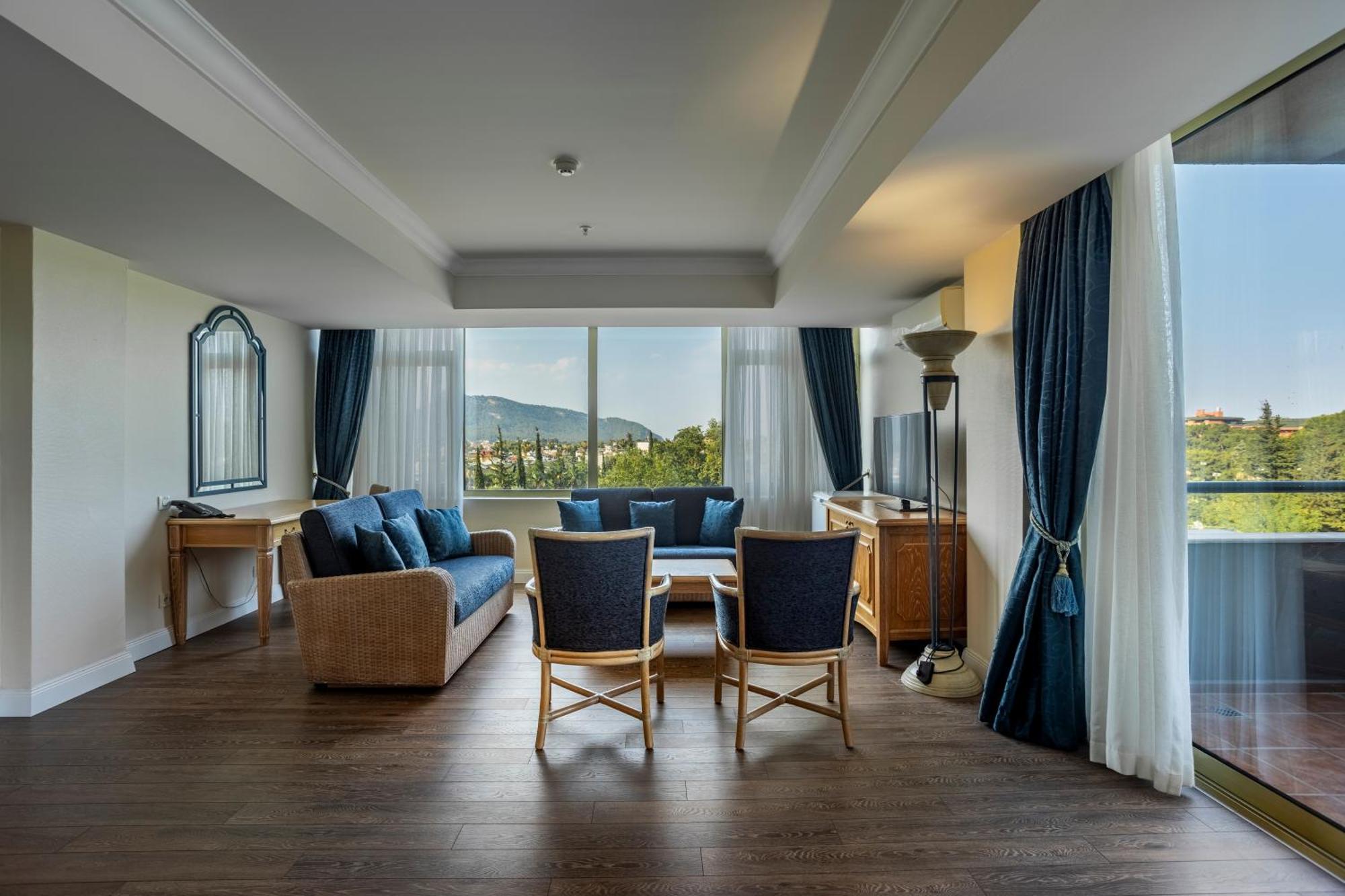 Simena Comfort Hotel Кемер Екстериор снимка